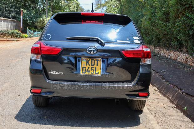 Toyota Corolla Fielder 2018 Black