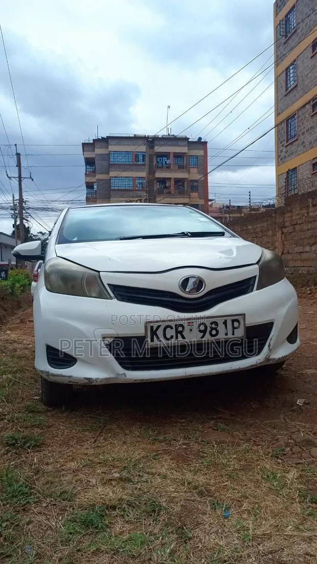 Toyota Vitz 2011 White