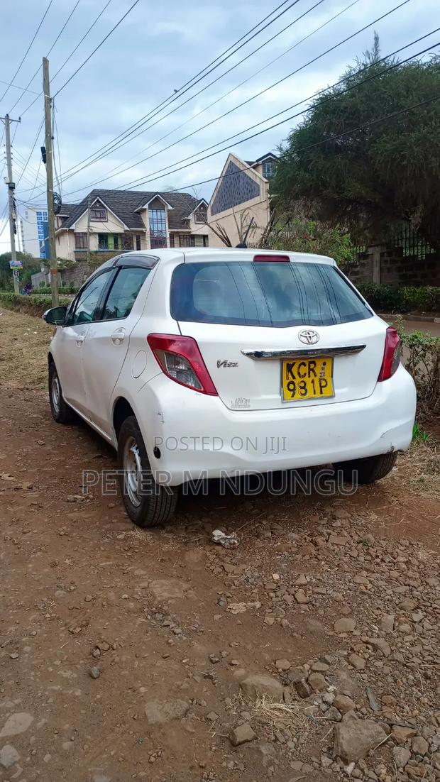 Toyota Vitz 2011 White