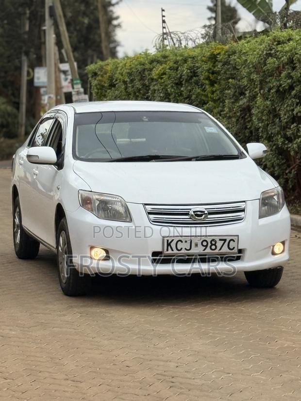 Toyota Axio 1.5 G 2WD 2011 White