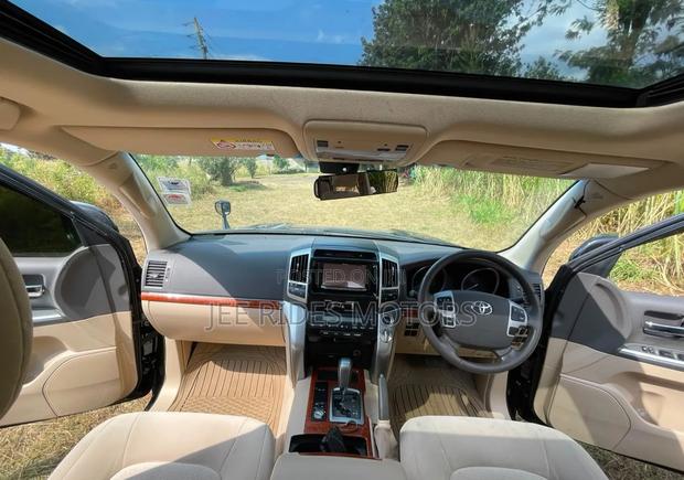 Toyota Land Cruiser 2014 Matt Black