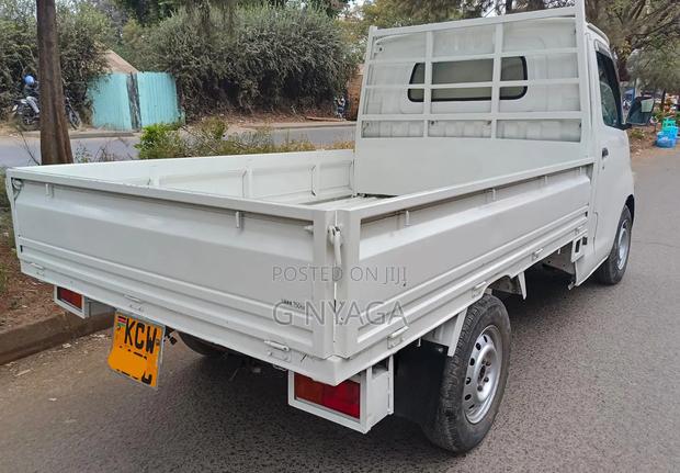 Toyota TownAce 2012 White