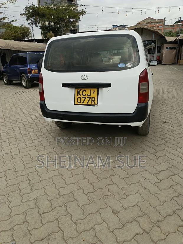 Toyota Probox 2009 White