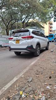 Toyota Rush 2012 White for sale