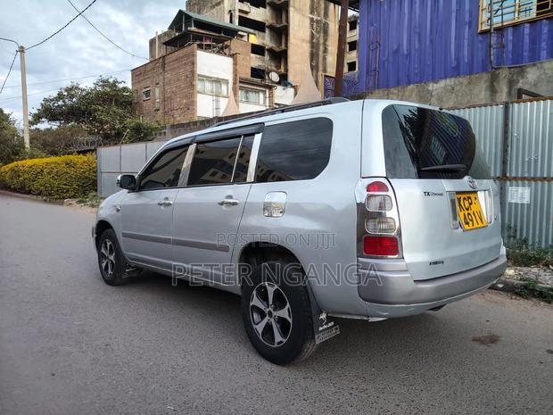 Toyota Succeed 2012 Silver