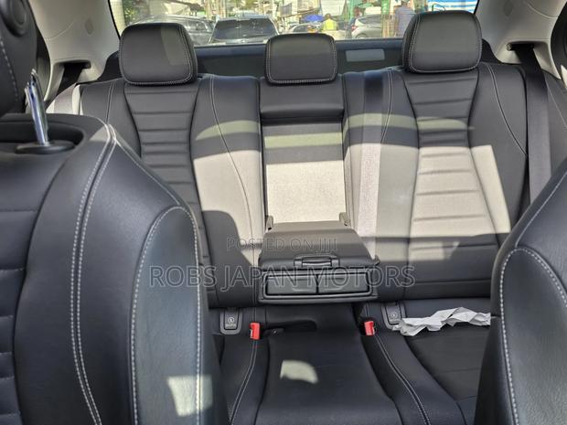 Mercedes-Benz E200 2020 Black