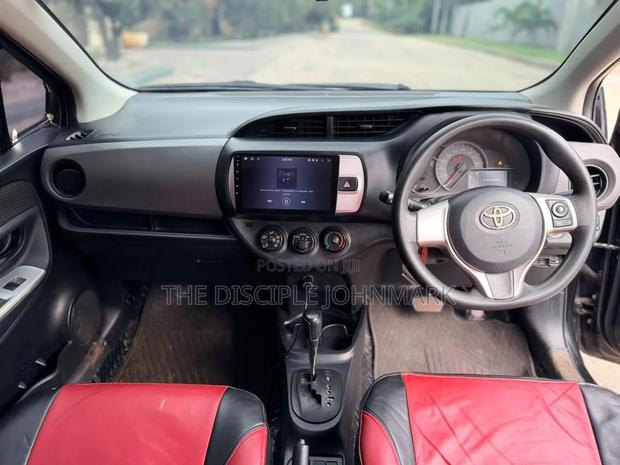 Toyota Vitz 2014 Black