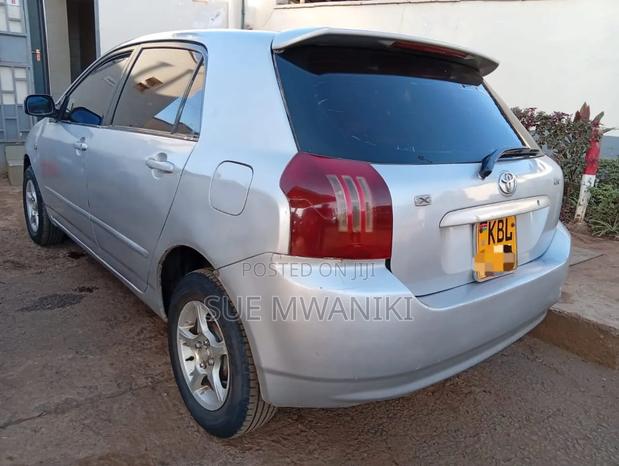 Toyota Corolla RunX 2004 Silver