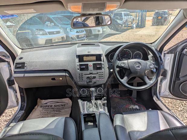 Mercedes-Benz C200 2012 Silver
