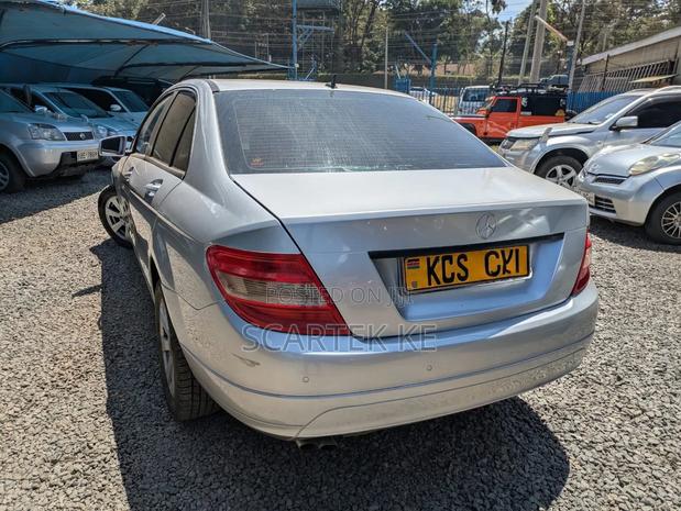 Mercedes-Benz C200 2012 Silver