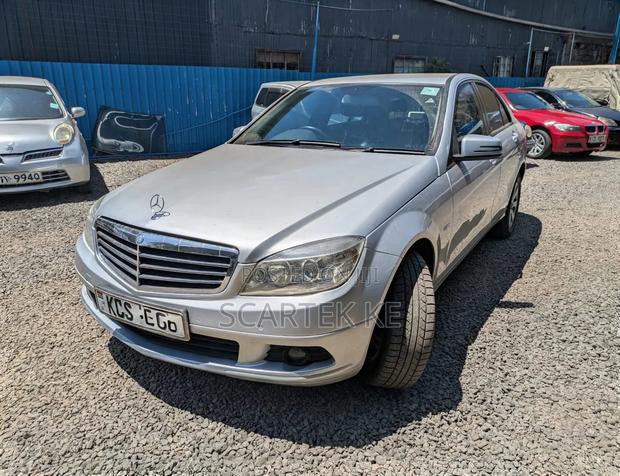 Mercedes-Benz C200 2012 Silver