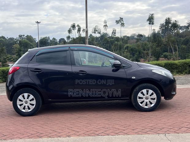 Mazda Demio 2012 Burgundy