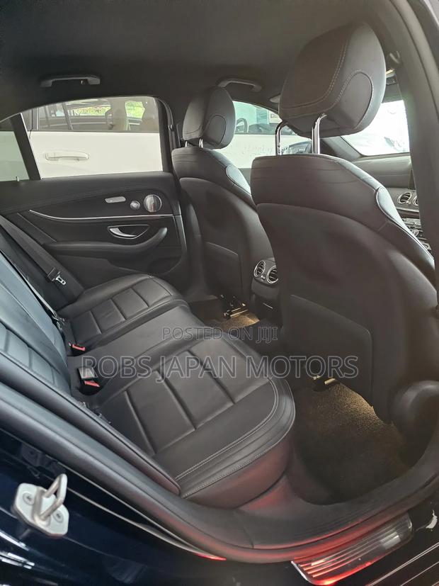 Mercedes-Benz E200 2019 Teal