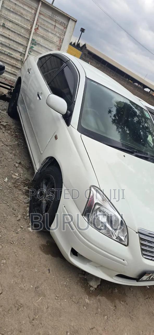 Toyota Premio 2005 White