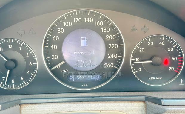 Mercedes-Benz E200 2003 Gray