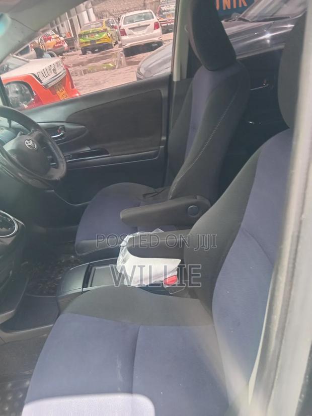 Toyota Wish 2015 Black