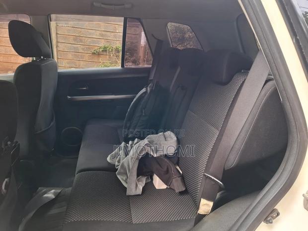 Suzuki Escudo 2007 White