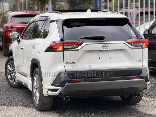 Toyota RAV4 Limited AWD 2020 White