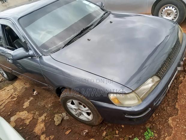Toyota Corolla 1999 Blue