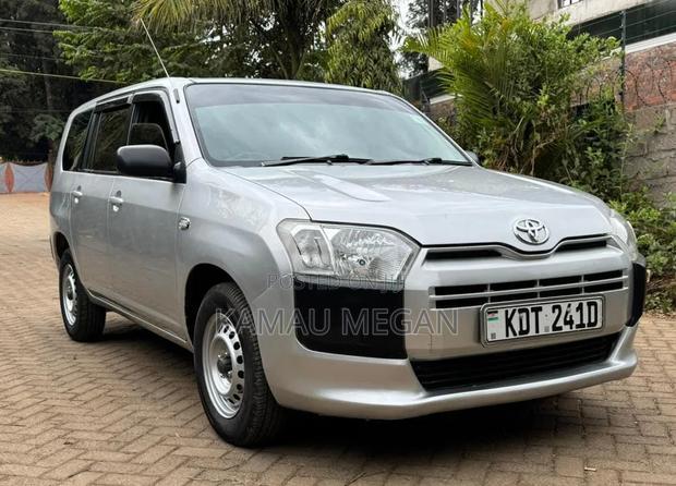Toyota Succeed 2019 Silver