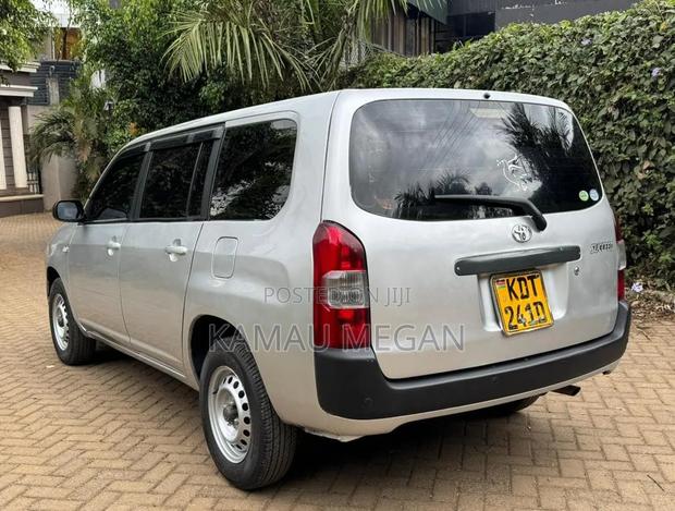 Toyota Succeed 2019 Silver