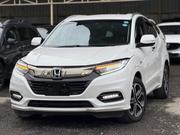 Honda Vezel 1.5 Hybrid 2WD 2019 Pearl for sale