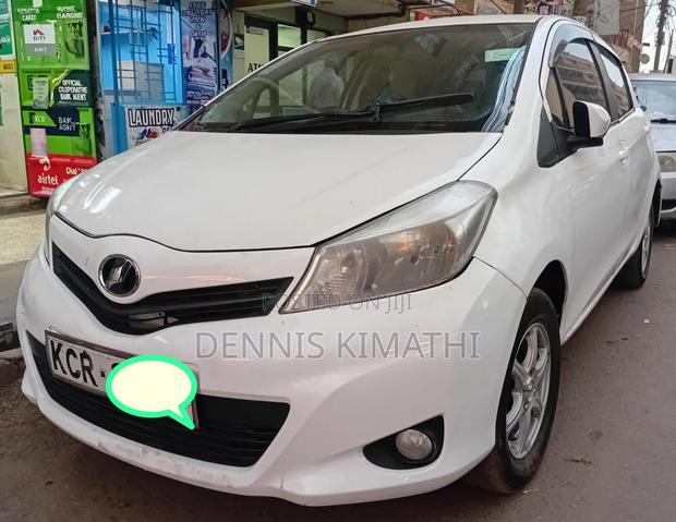 Toyota Vitz 1.3 FWD 5dr 2011 White