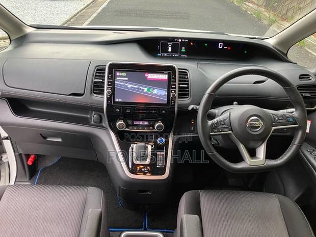 Nissan Serena 2019 White