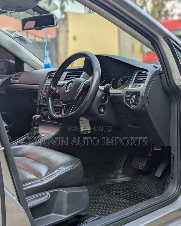 Volkswagen Golf 2014 Gray