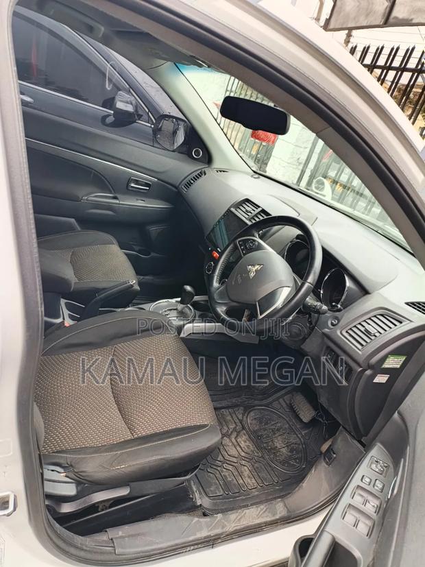 Mitsubishi RVR 2.0 2012 White