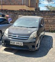 Toyota ISIS 1.8 G 2WD 2010 Black for sale