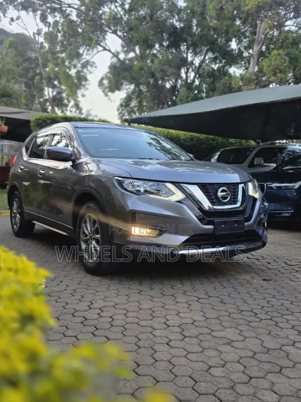 Nissan X-Trail 2.0 Petrol AWD 2019 Gray