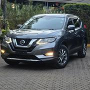 Nissan X-Trail 2.0 Petrol AWD 2019 Gray for sale