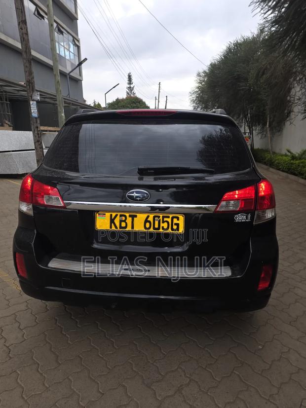 Subaru Outback 2015 Black