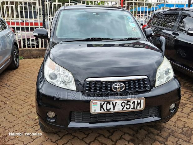 Toyota Rush 2013 Black