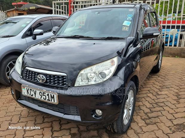 Toyota Rush 2013 Black