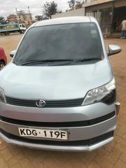 Toyota Porte 2015 Blue for sale