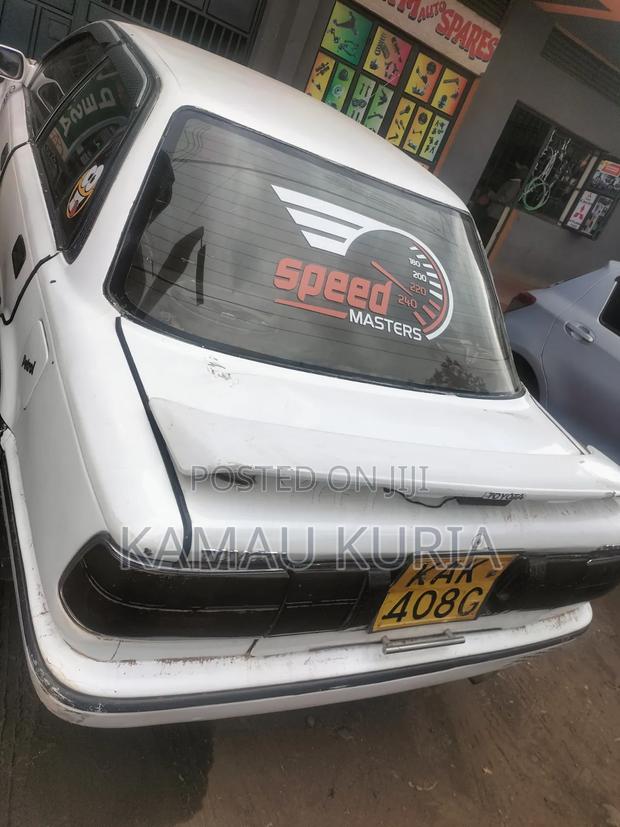 Toyota Corolla 1998 White