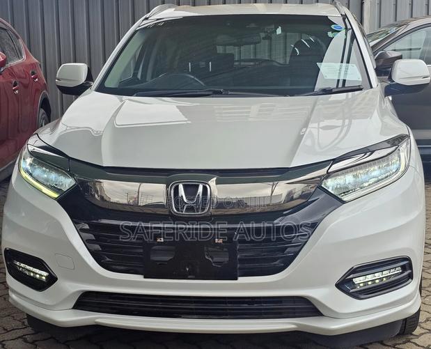 Honda Vezel 1.5 Hybrid 2WD 2019 Pearl