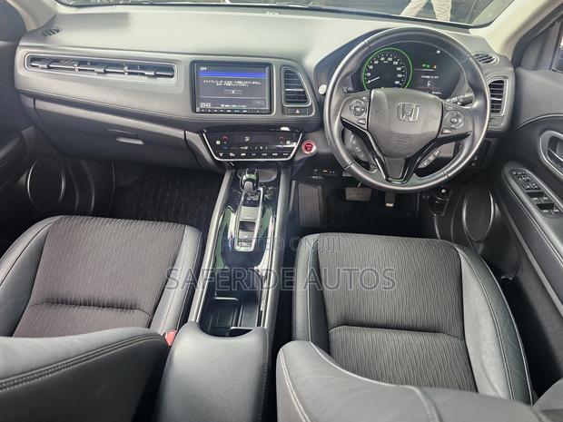 Honda Vezel 1.5 Hybrid 2WD 2019 Pearl