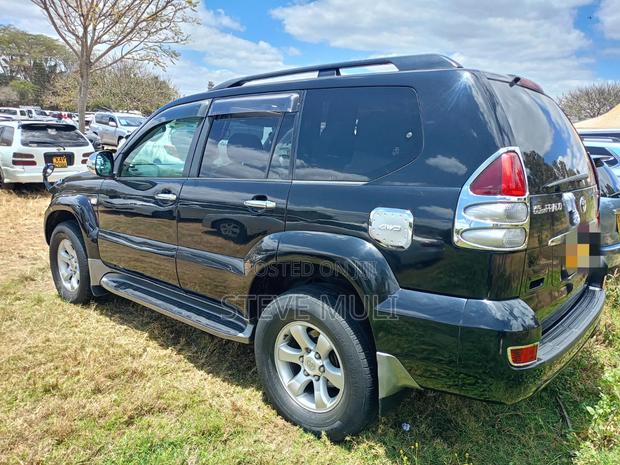 Toyota Land Cruiser Prado 2006 Matt Black