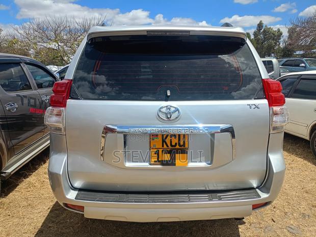 Toyota Land Cruiser Prado 2012 Silver