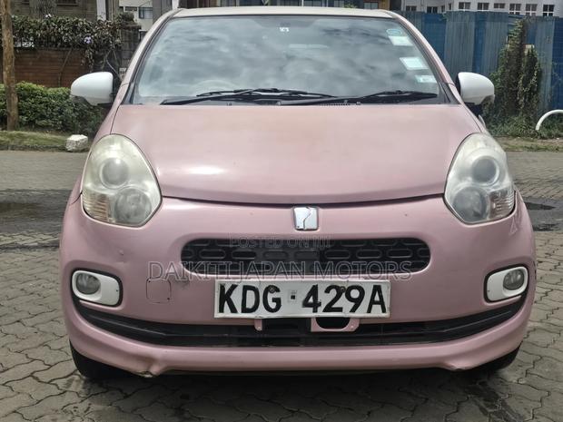 Toyota Passo 1.0 FWD 2014 Pink