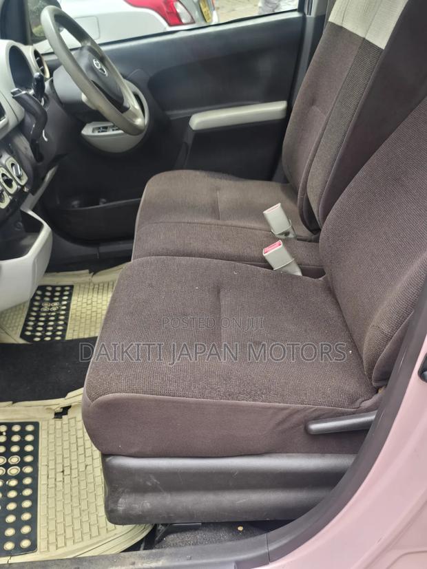 Toyota Passo 1.0 FWD 2014 Pink