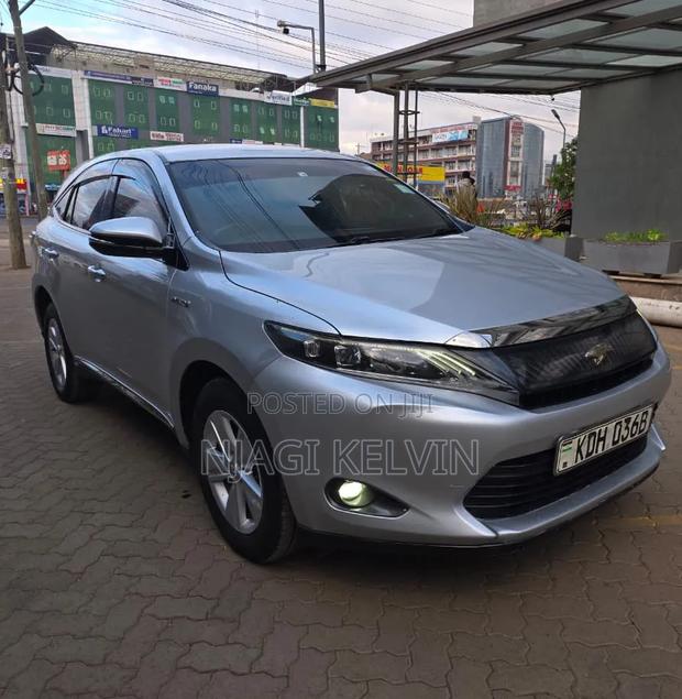 Toyota Harrier 2.5 Hybrid 4WD 2015 Silver