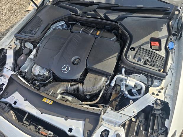 Mercedes-Benz E220 2018 White