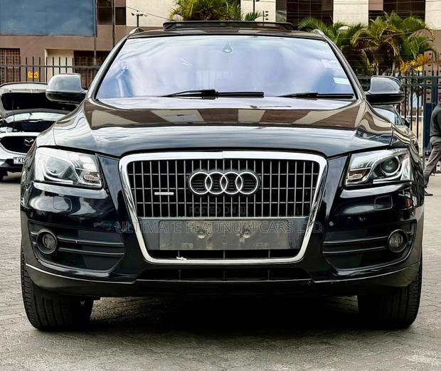 Audi Q5 2.0T Premium Quattro 2012 Black