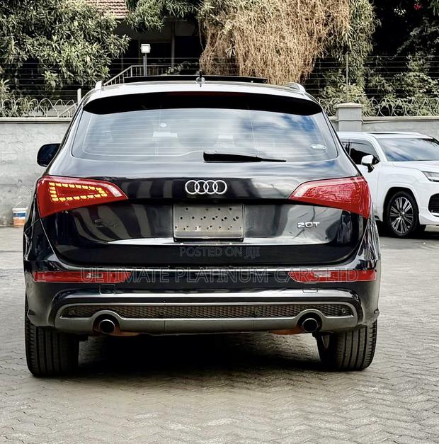 Audi Q5 2.0T Premium Quattro 2012 Black