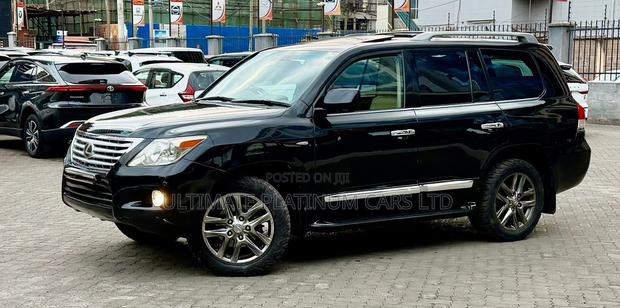 Lexus LX 570 2010 Black