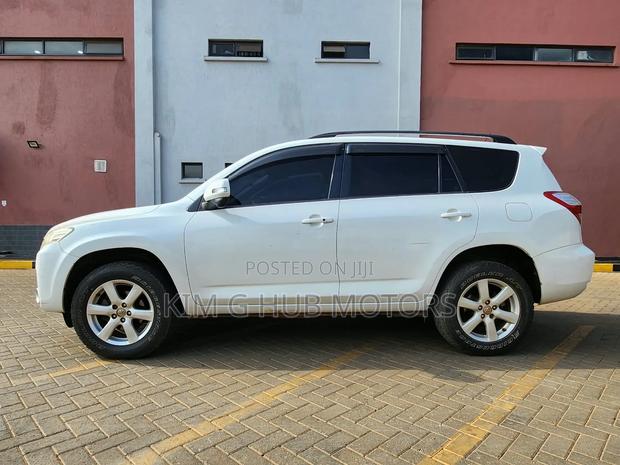 Toyota Vanguard 2009 Pearl